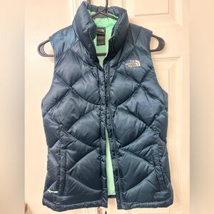 The North Face Women's Navy/dark teal Quilted Vest: XS